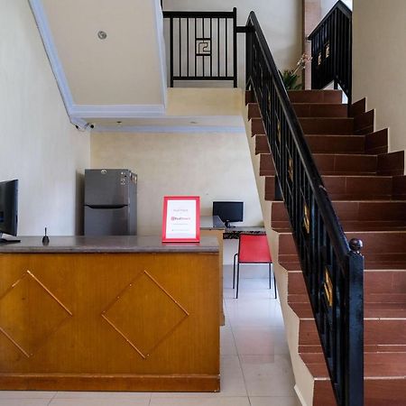 Reddoorz At Hotel Rich Parepare Near Pantai Mattirotasi Ngoại thất bức ảnh