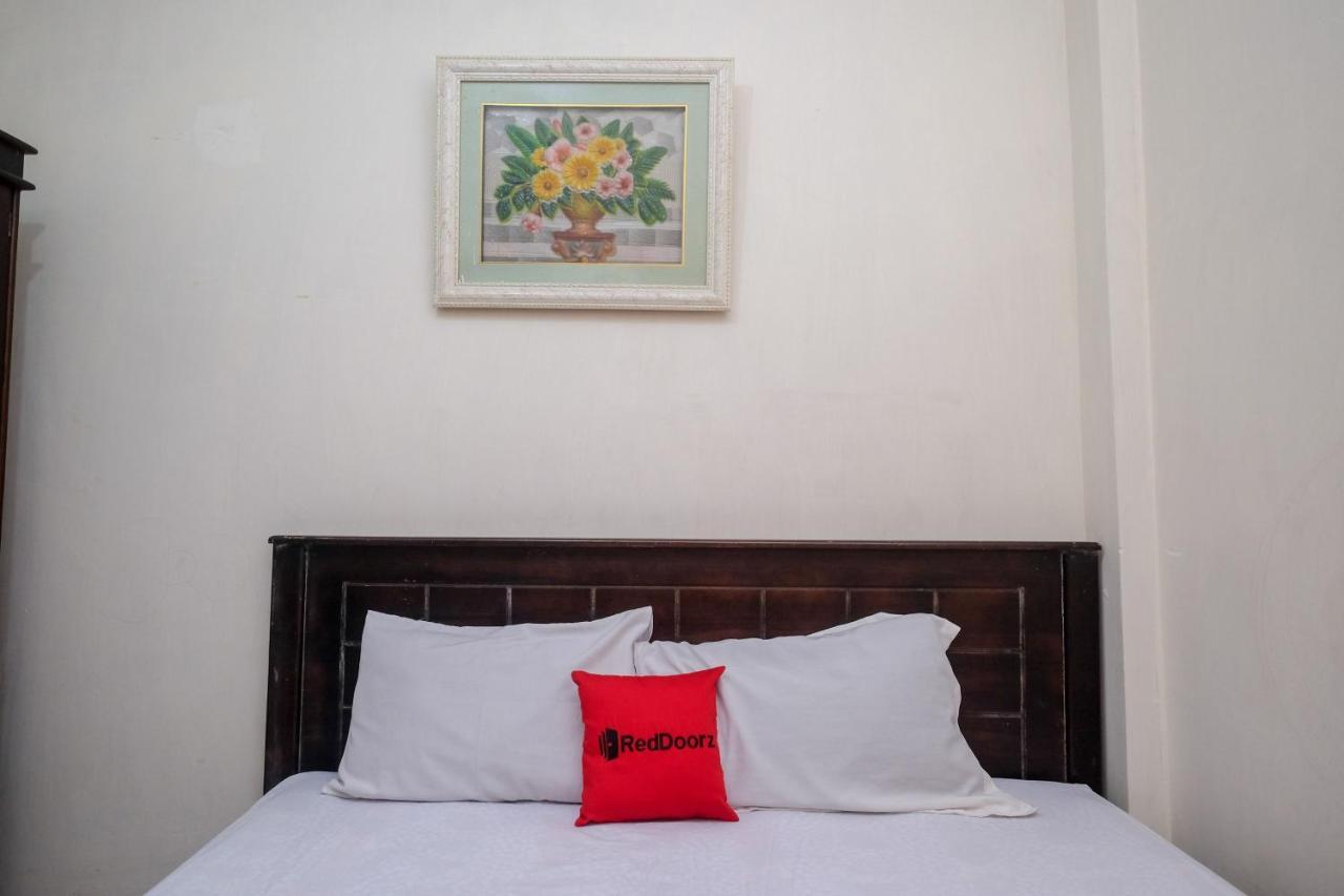 Reddoorz At Hotel Rich Parepare Near Pantai Mattirotasi Ngoại thất bức ảnh
