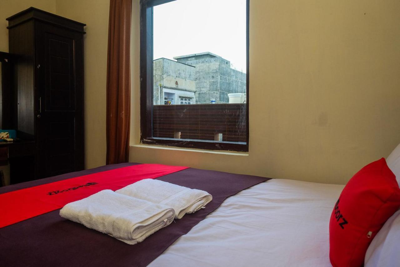 Reddoorz At Hotel Rich Parepare Near Pantai Mattirotasi Ngoại thất bức ảnh