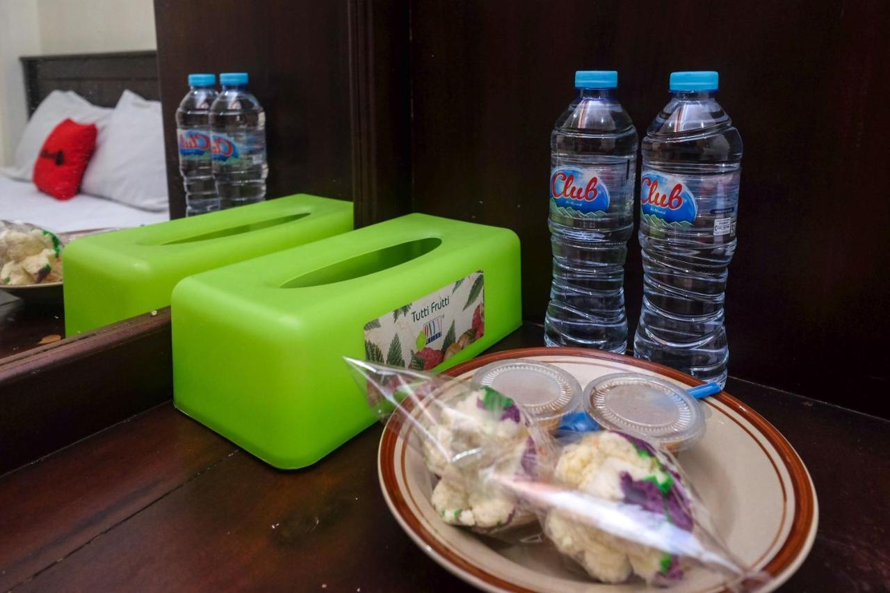 Reddoorz At Hotel Rich Parepare Near Pantai Mattirotasi Ngoại thất bức ảnh